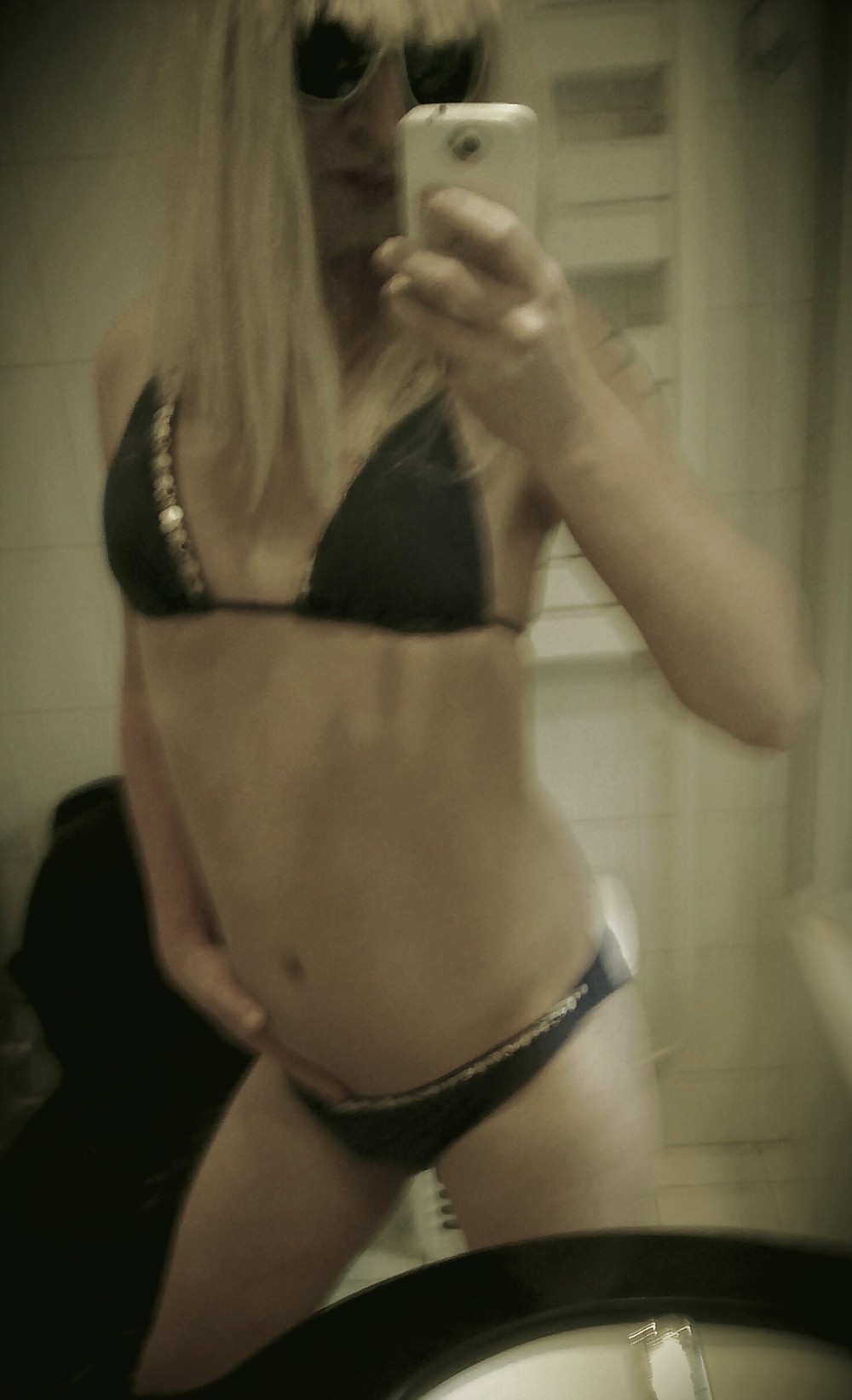 Kjshemale 2013
 #36085163