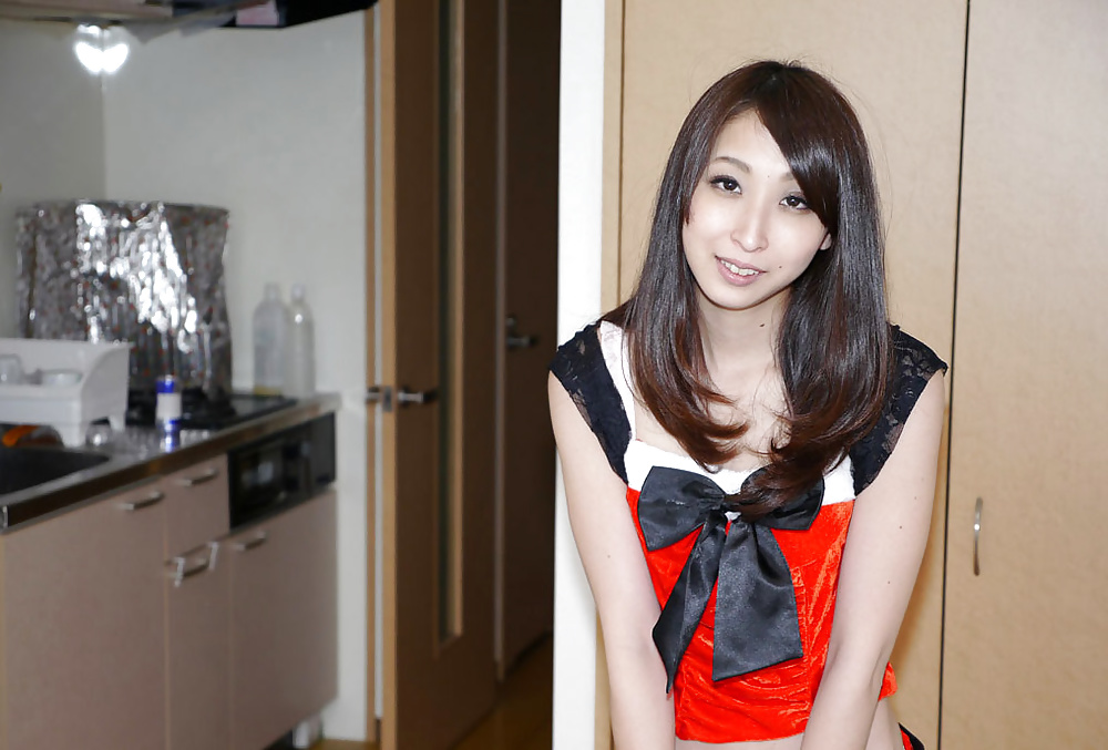 Chica japonesa follada en casa
 #40139440