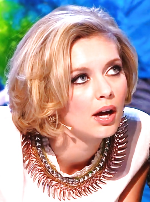 RACHEL RILEY VS HOLLY WILLOUGHBY WANK FEST #40863063