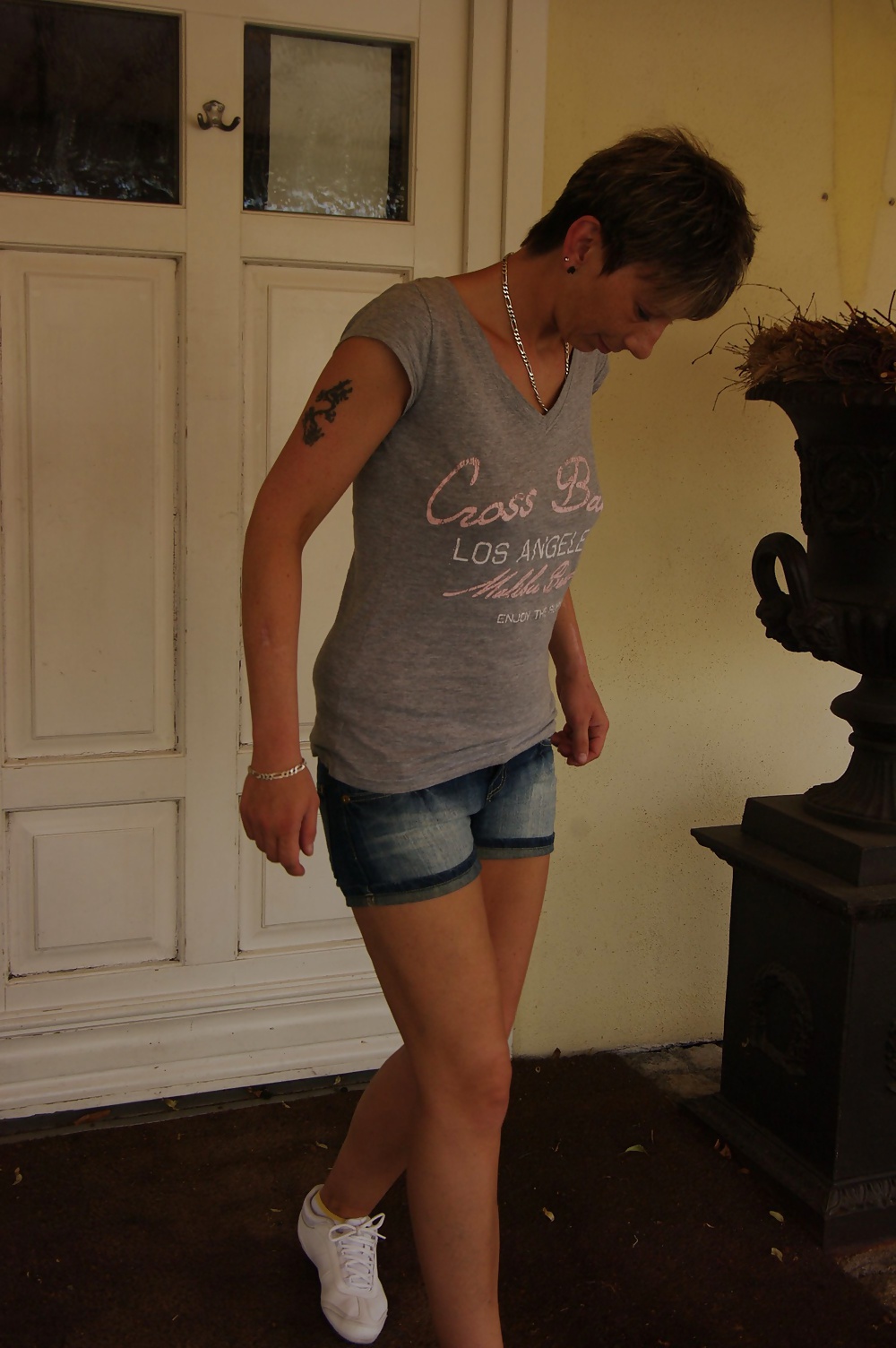 Deutsch Blinkt MILF Oben Ohne In Jeans #27995120