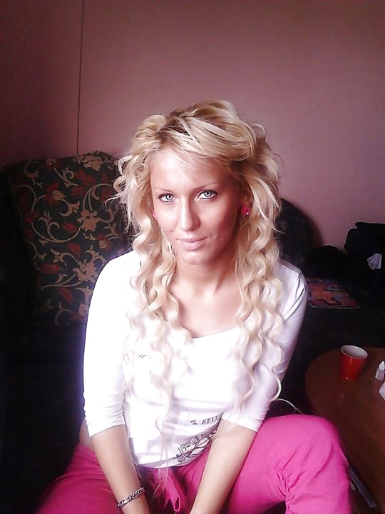 Snezana sremska mitrovica
 #40899686