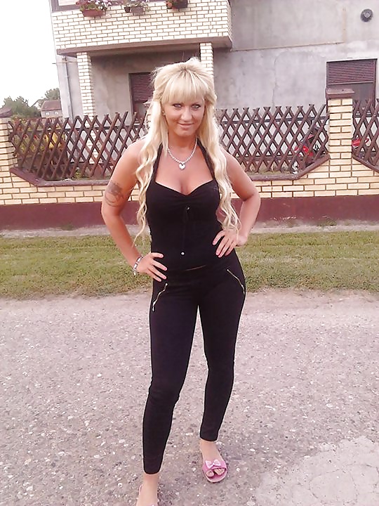 Snezana sremska mitrovica
 #40899852
