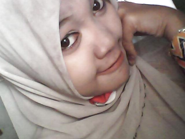 Indonesien-Mädchen Hijab Kopftuch Zhyy Tifani #38803081