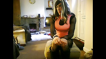 Crossdresser in sexy minidress rosa
 #24340558