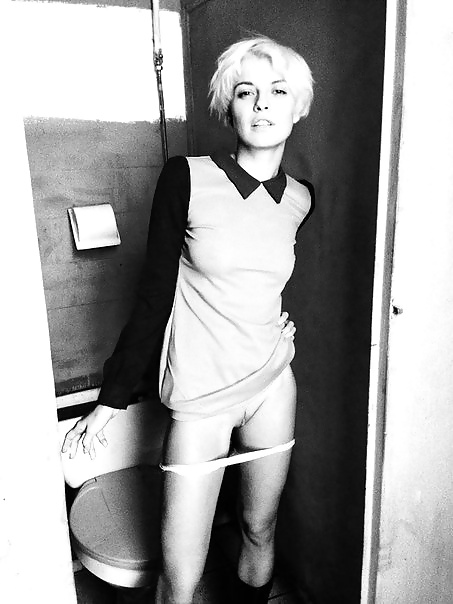 Some sweet nude art. Little bit hairy. #33388080