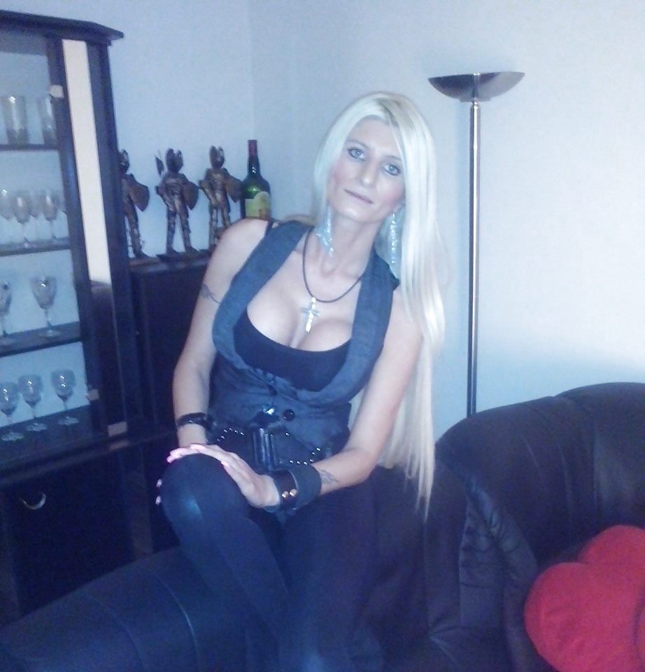 Hun 40+ #2
 #36037073