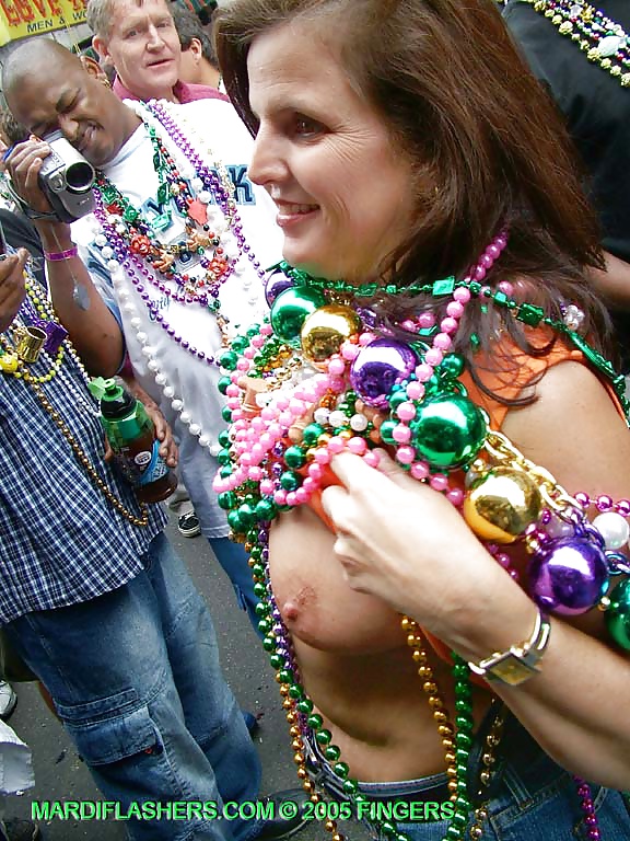 Mardi Gras Carnival #38855119