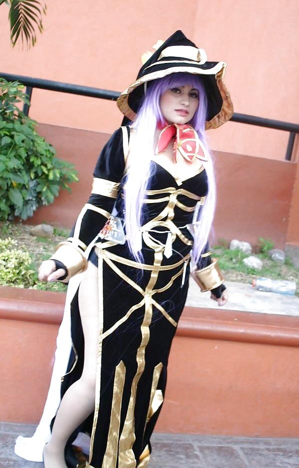 Cosplay in collant e mutandine
 #24227456