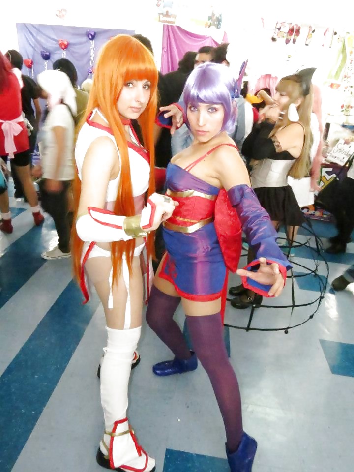 Cosplays in pantyhose and pantimedias #24227489