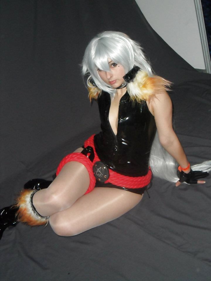 Cosplays in pantyhose and pantimedias #24227943