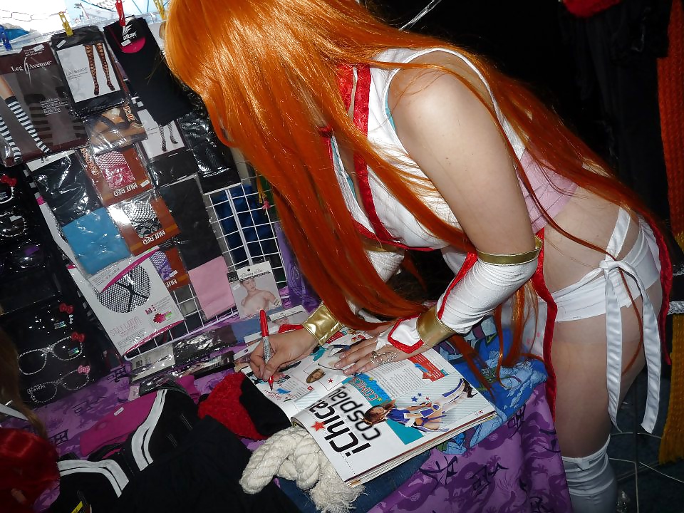 Cosplays in pantyhose and pantimedias #24227977