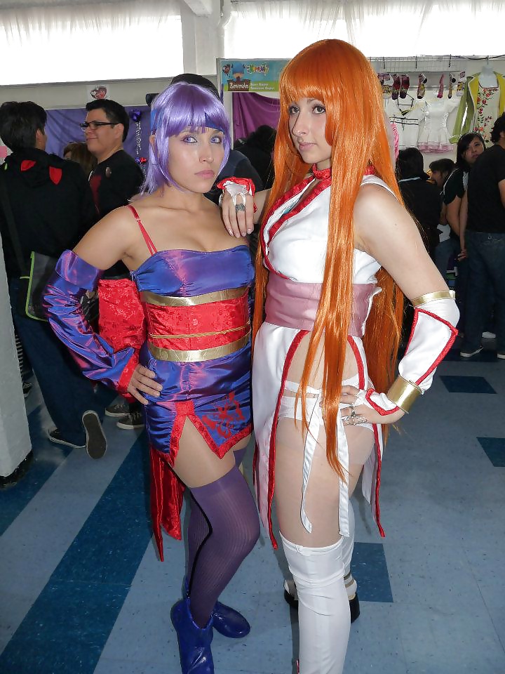 Cosplays in pantyhose and pantimedias #24228072