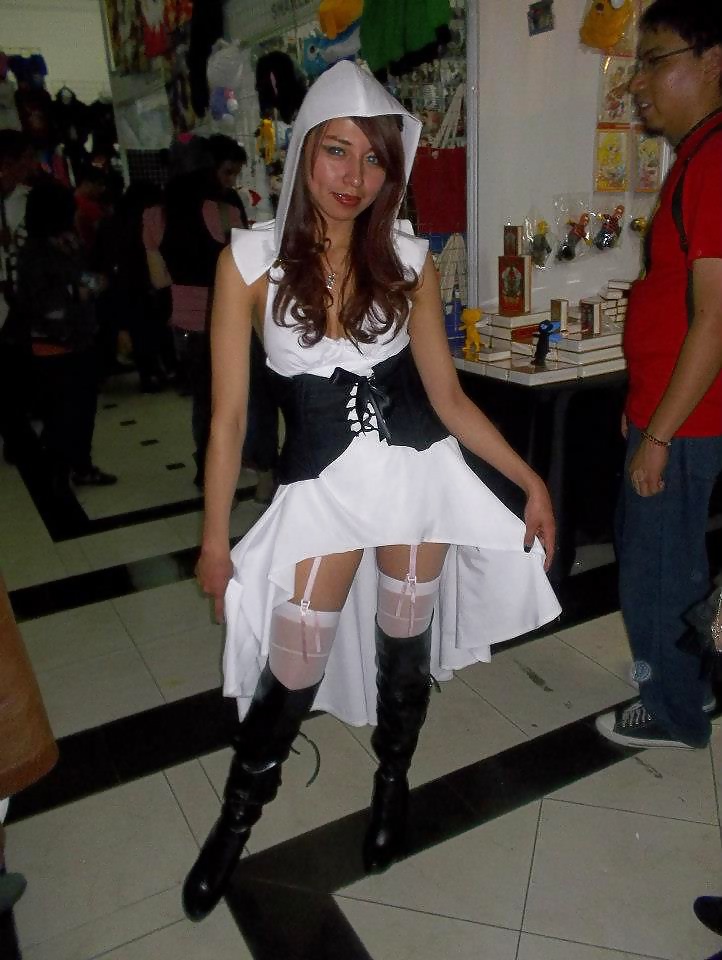 Cosplay in collant e mutandine
 #24228438