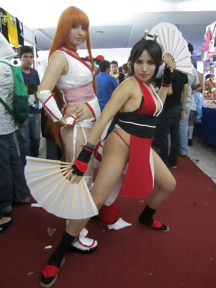 Cosplays in pantyhose and pantimedias #24228443