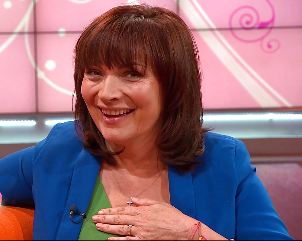 Lorraine Kelly's Magnificent Cleavage #23722592