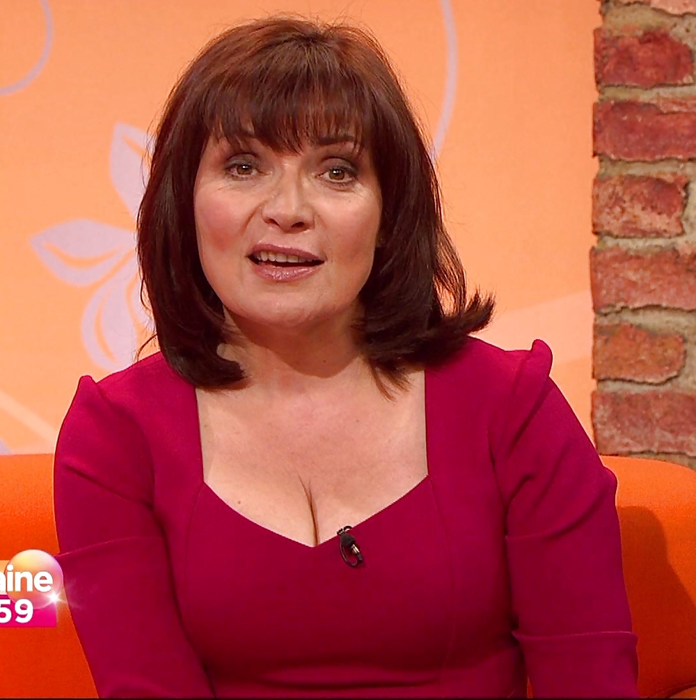 Lorraine Kelly's Magnificent Cleavage #23722799