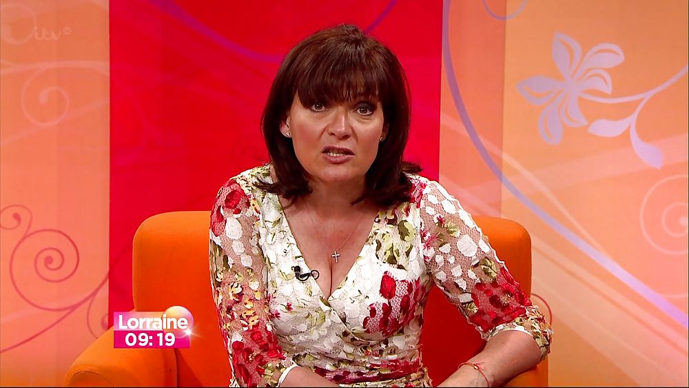 Lorraine Kelly's Magnificent Cleavage #23722826