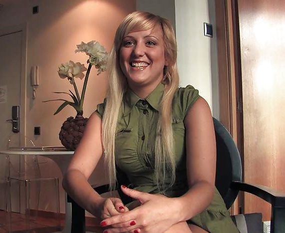 Desconocido chicas bdsm mezcla
 #39022912