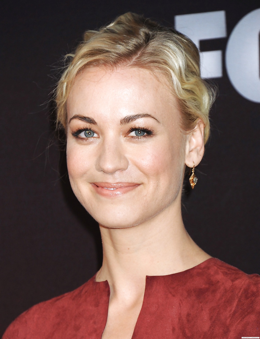 Yvonne strahovski - 24 live another day premiere
 #28566833