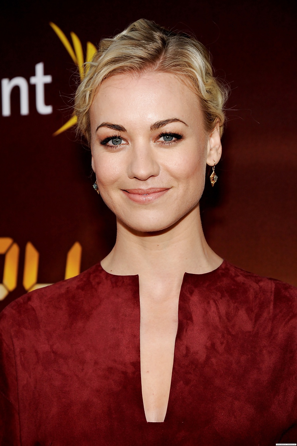 Yvonne strahovski - 24 live another day premiere
 #28566901