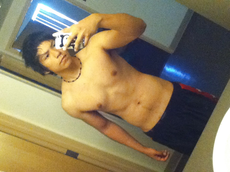 Shirtless #35833772