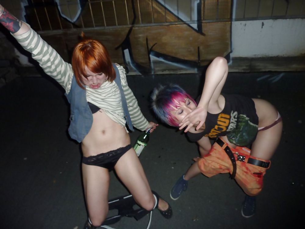 3 emo slags party naked #26148528