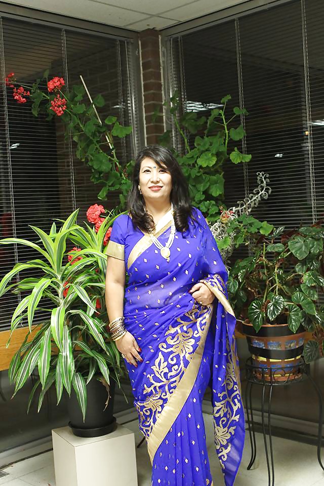 Mrs deepa pradhan (nepali milf)
 #40810911