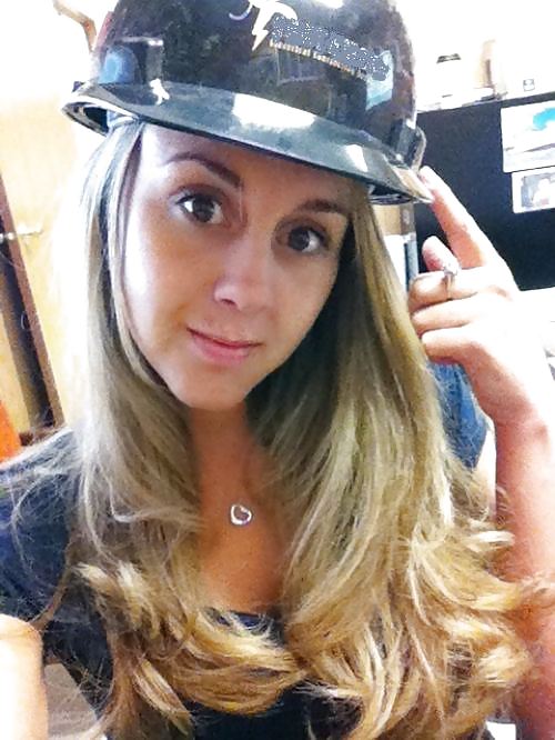 Babes aburrido
 #36938510