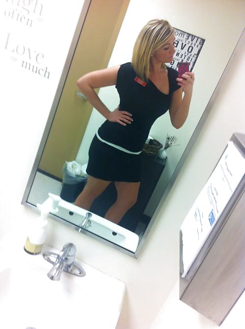 Babes aburrido
 #36938525