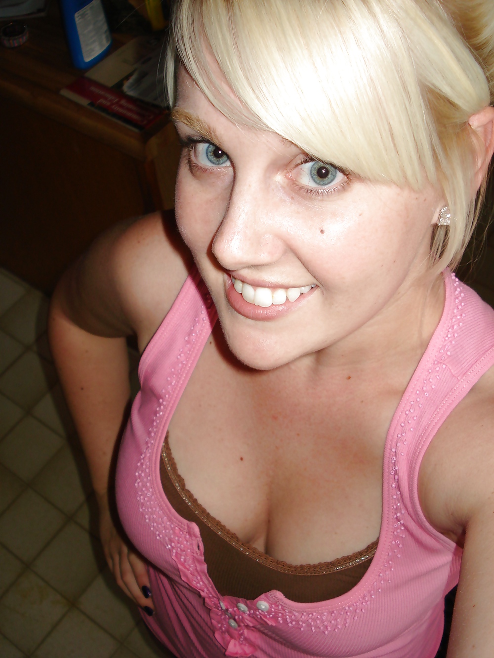 Has anyone seen more of this hottie? #24351466