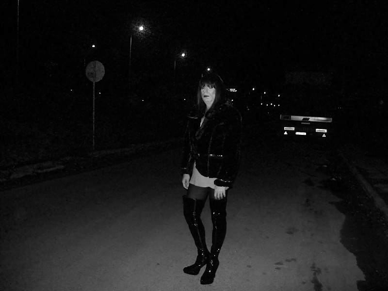 Prostitute di strada travestite
 #40113043