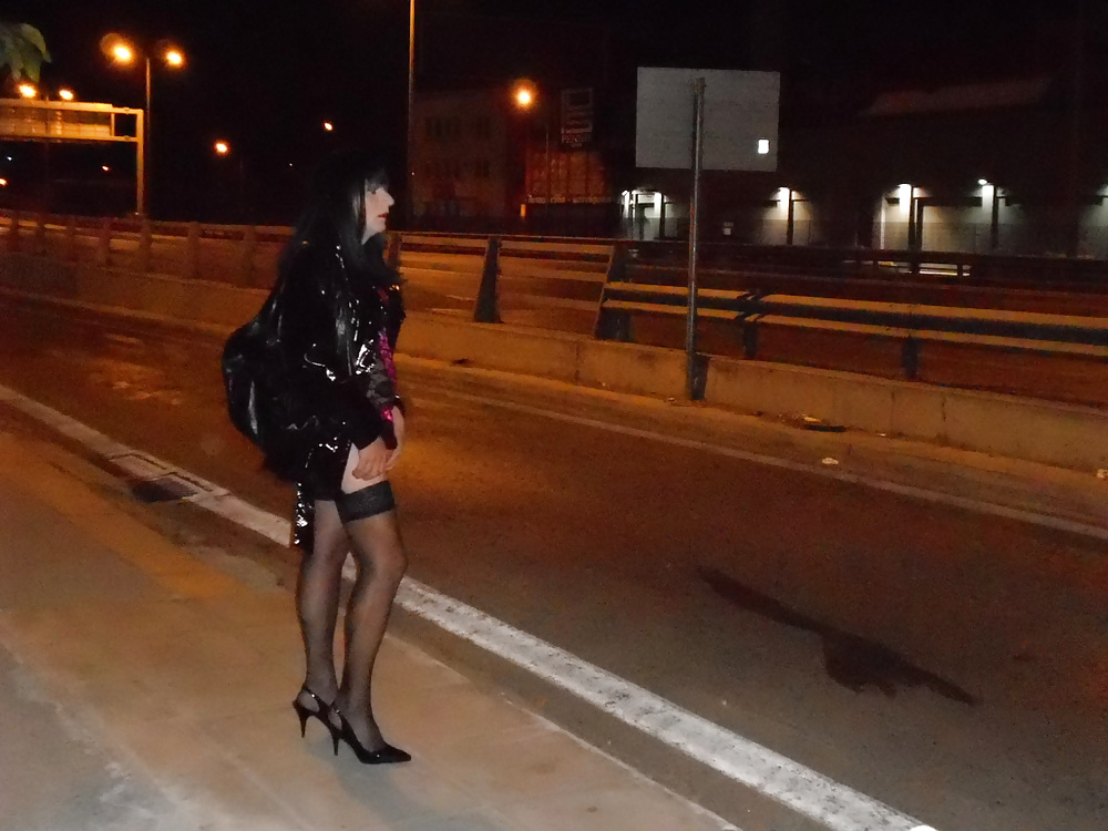 Transvestite street prostitutes #40113051