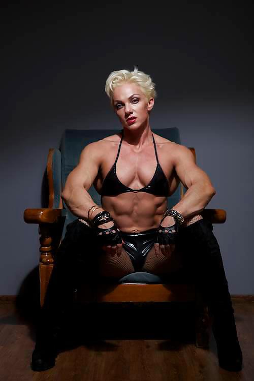 Female bodybuilder Nataliya Romanshko #36585953