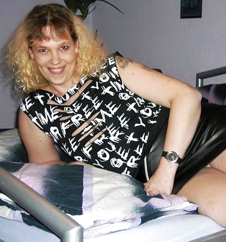 Foto private di una milf tedesca di 39 anni arrapata e calda
 #34678833