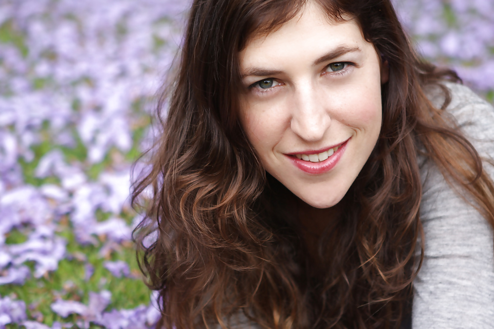 Faccia di burro mayim bialik
 #33028126