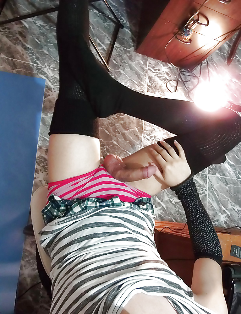 Weihnachtsgeschenke (und Dann Lasse Ich Mich Von Ihm Ficken) #39719211