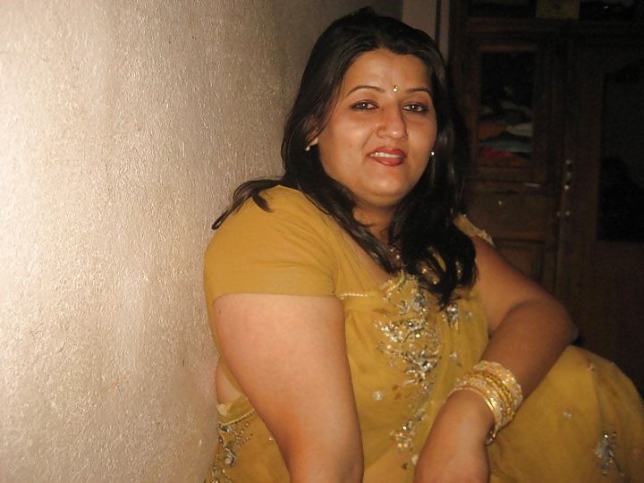 Sexy mature BBW nepali aunty  SARALA PANDEY #40015283