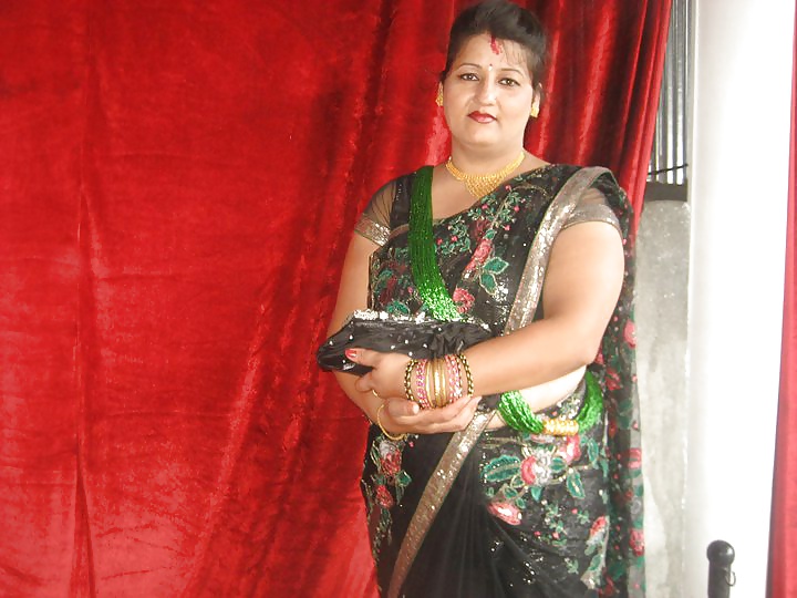 Sexy Reifen Bbw Nepali Aunty Sarala Pandey #40015359