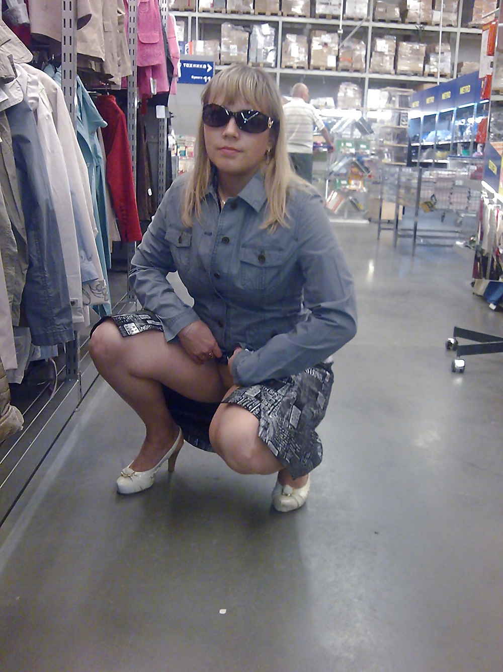 Frau Upskirt #33365845
