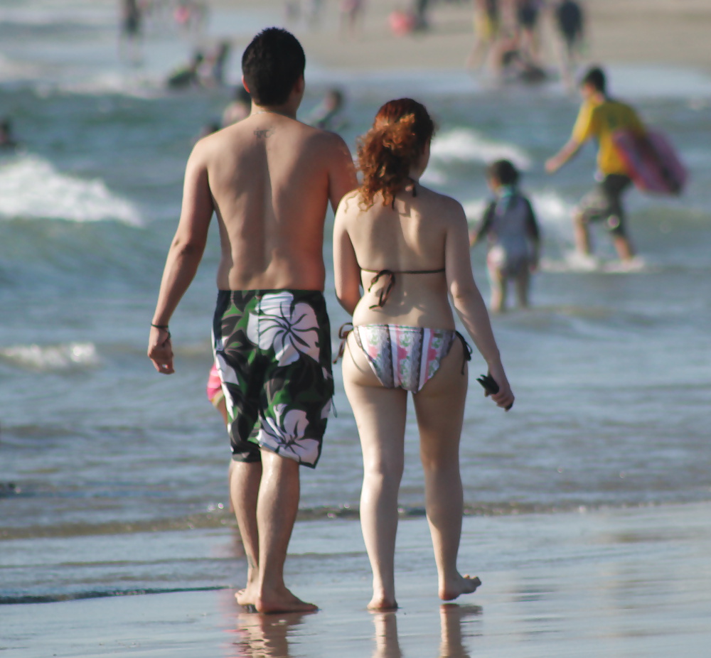 Couple on the beach (voyeur vacation) #35513284