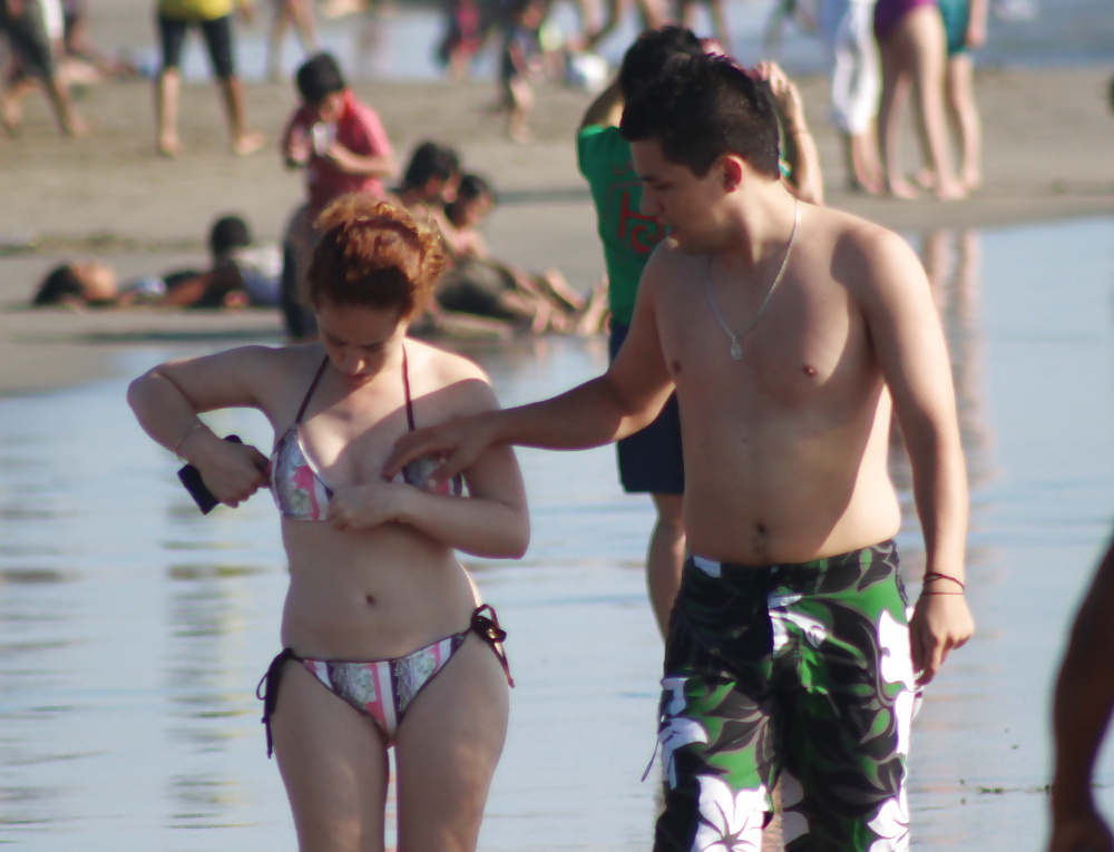 Couple on the beach (voyeur vacation) #35513416