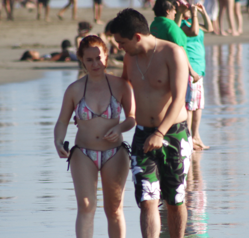 Couple on the beach (voyeur vacation) #35513438