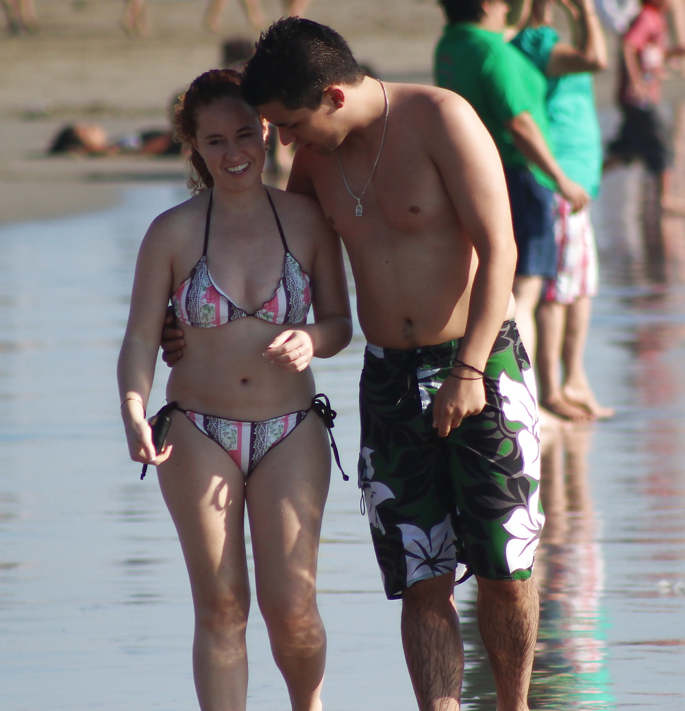 Couple on the beach (voyeur vacation) #35513443