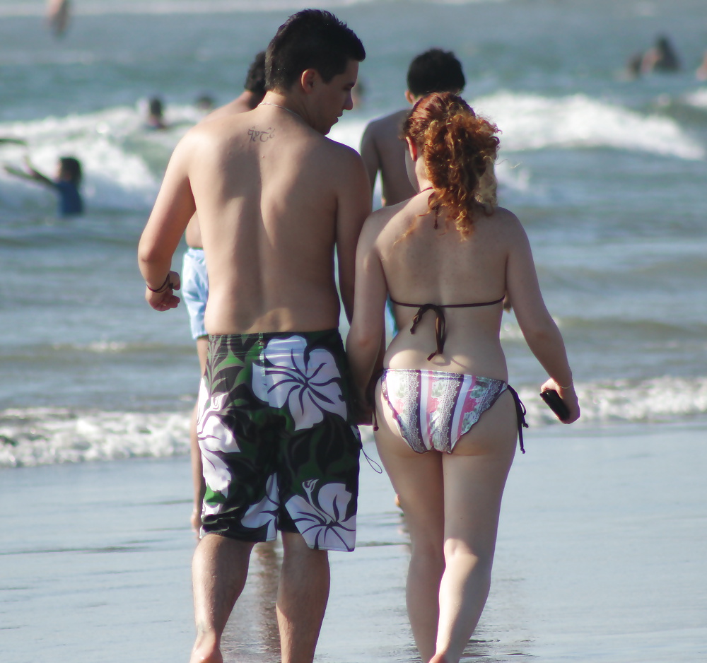 Couple on the beach (voyeur vacation) #35513631