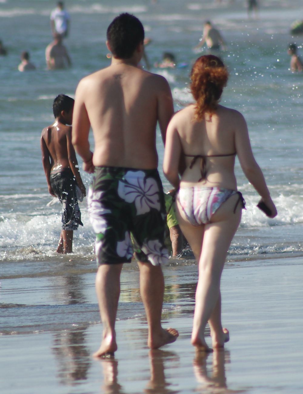 Couple on the beach (voyeur vacation) #35513719