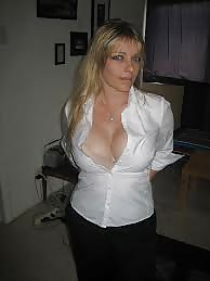 Milfs and teens with cleavage, dirty comments welcome #28520439