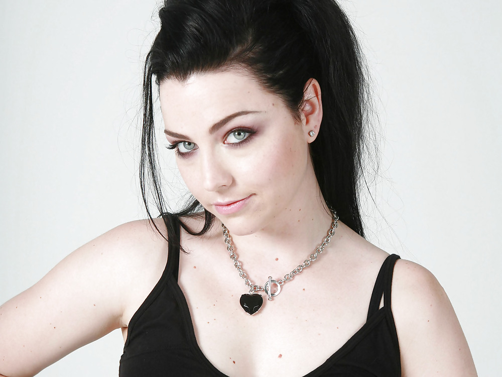 Amy Lee #25580559