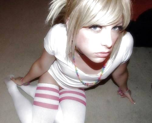 Sexy Jeunes Travestis #36617967