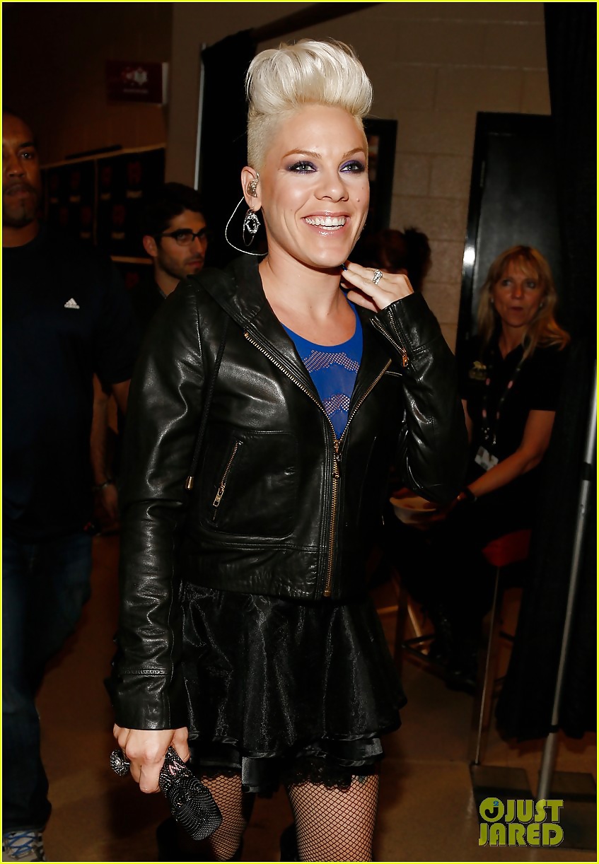 Pink (p! Nk) Alecia Moore Iheart Radio 2012 Hq (ccm) #33429127