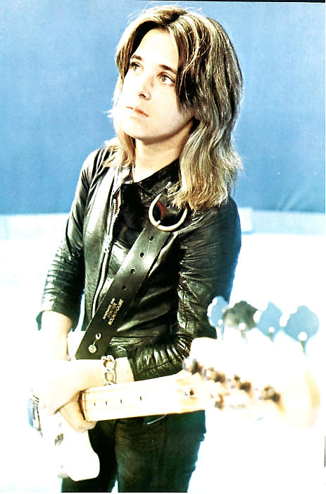 Suzi quatro
 #37978197